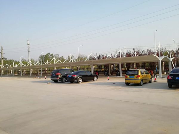 葵花藥業(yè)集團(tuán)（冀州）有限公司 膜結(jié)構(gòu)車(chē)棚